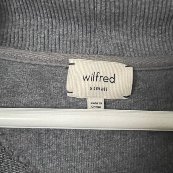 Aritzia Wilfred Diderot Coccoon Sweater in grey - Picture 8 of 12